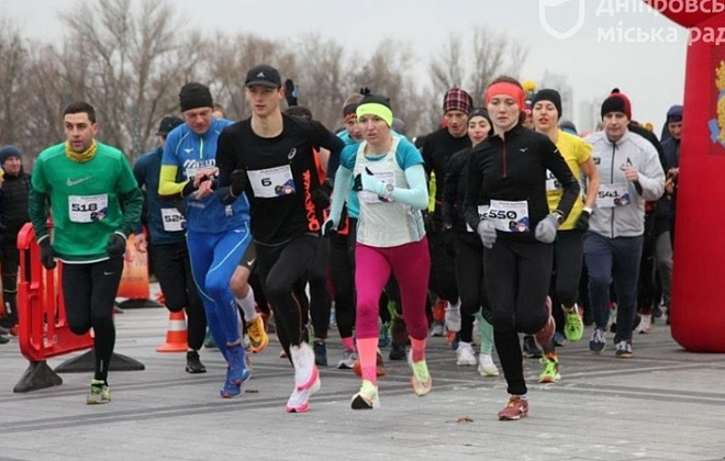 У Дніпрі під час благодійного забігу «Mykolaychiky Charity Run» збирали кошти для допомоги дітям без батьківської опіки