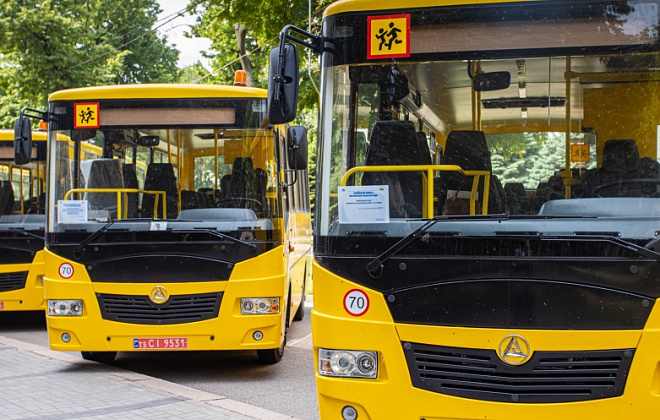 На Дніпропетровщині до навчальних закладів шкільні автобуси підвозять понад 20 тис дітей та вчителів 