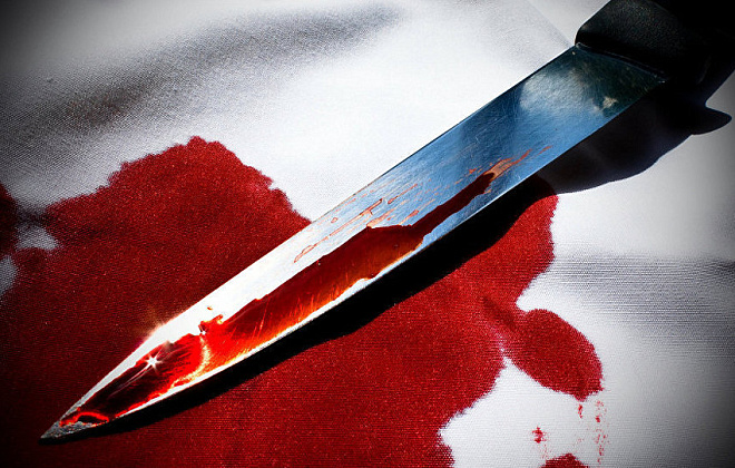 Жителя Сум нашли изрезанным ножом в собственном доме после застолья 9 мая