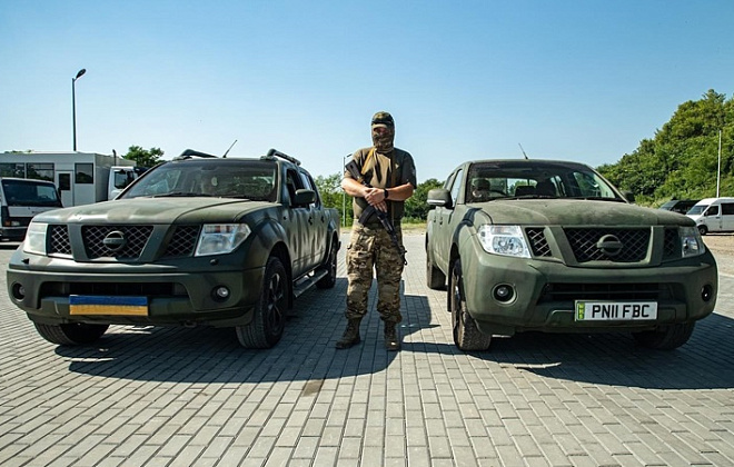 Чергові автівки, продуктові вантажі для військових: Дніпро продовжує наближати перемогу