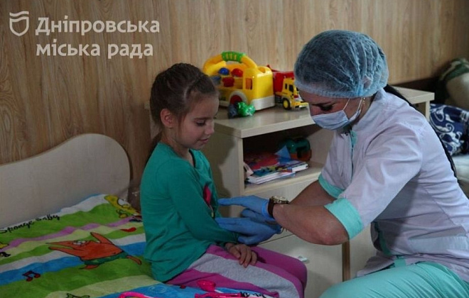У Дніпрі 212 медичних працівників-переселенців влаштувалися на роботу до міських лікувальних закладів