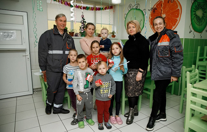 Дніпропетровськгаз привітав вихованців двох дитячих будинків зі святом Миколая
