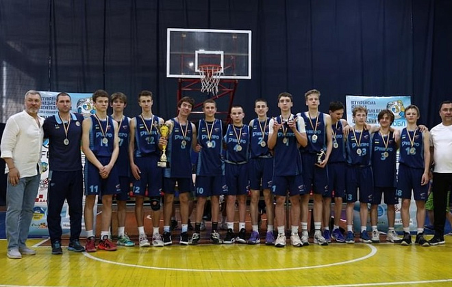Дніпровська команда стала переможницею сезону 2023/2024 на всеукраїнській юнацькій Баскетбольній Лізі