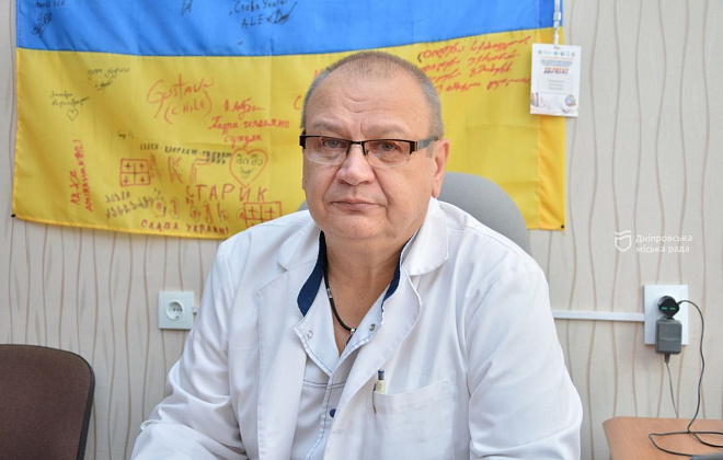 «У професії подобається, що постійно з’являється щось нове»: історія заслуженого лікаря України