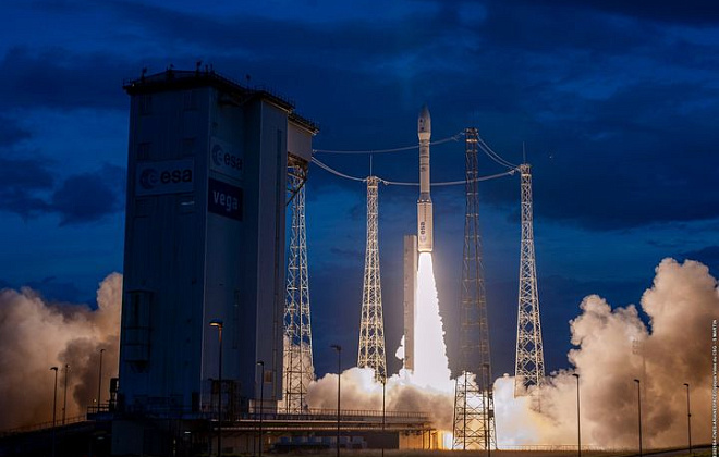 Состоялся 18-й успешный пуск европейского ракеты-носителя легкого класса Vega (ВИДЕО)