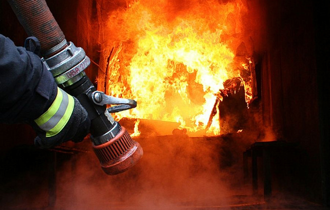 Масштабна пожежа сталася через ворожий обстріл Криворізького району