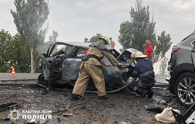 Вручено подозрение полицейскому Днепропетровщины - виновнику аварии, в которой погибли два человека