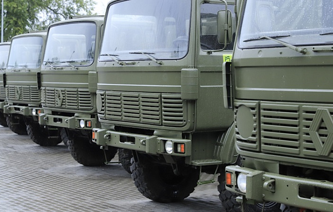 Філатов: «Дніпро передав ЗСУ вже майже 600 авто — вантажівок і легковиків»