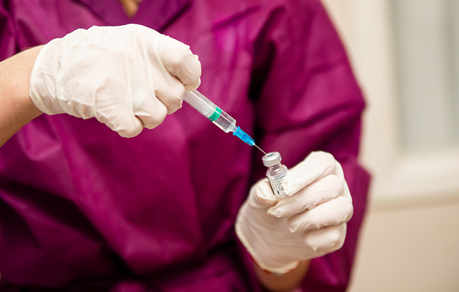 Понад 95% освітян Дніпропетровщини вакцинувалися від коронавірусу 
