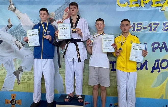 Чотири медалі вибороли дніпровські спортсмени на Чемпіонаті України з тхеквондо ВТФ серед молоді