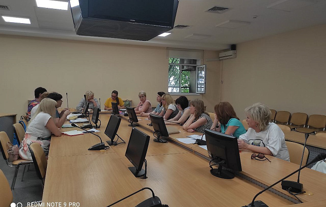 Експертна група розпочала роботу над організацією харчування в умовах воєнного стану у закладах освіти Дніпропетровської області