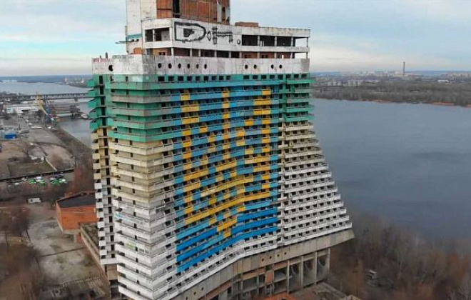 В Днепре пойдет под снос здание известной гостиницы: депутаты городского совета решили судьбу «Паруса»