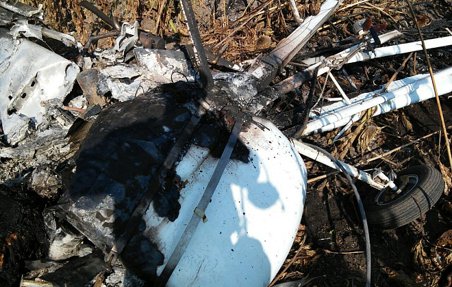 В Сумской области упал легкомоторный самолет, погиб пилот