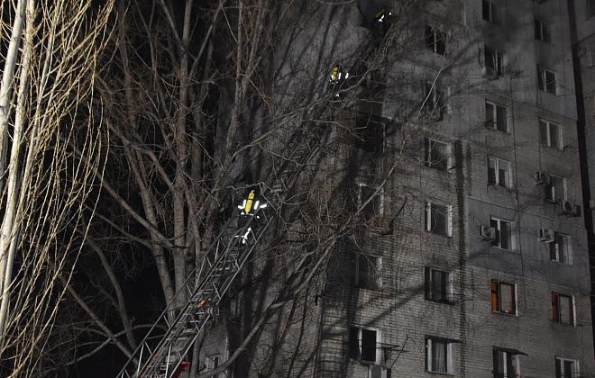 В Одессе горел девятиэтажный дом, спасатели эвакуировали 40 человек, 10 из которых дети