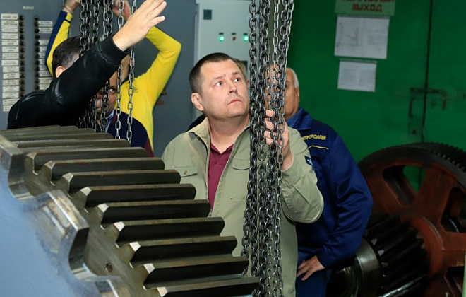 У Дніпрі в метро встановлюють енергоощадне обладнання, а працівники опанували техніку комплексних ремонтів ескалаторів