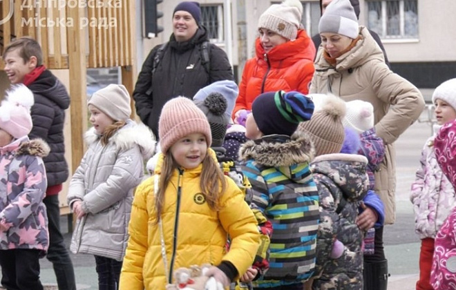 Місто піклується: у Дніпрі організували 44 святкові локації