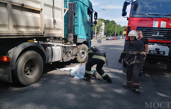 В Павлограде грузовик насмерть сбил пешехода (ФОТО)