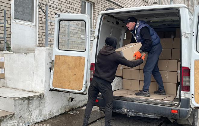 «У Дніпрі мене тепло прийняли, обігріли та дали все необхідне», — переселенка про допомогу, яку безкоштовно отримує у Дніпрі