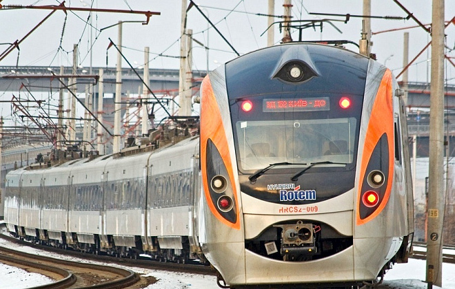 “Укрзалізниця” назначила еще один поезд на новогодние праздники