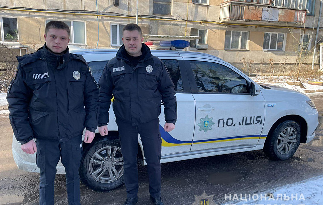 В Винницкой области полицейские спасли подростка, который хотел прыгнуть с моста (ВИДЕО)