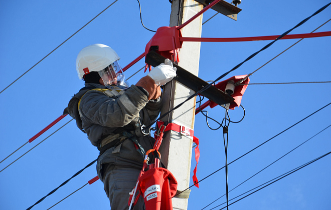 ДТЭК Днепровские электросети провел более 16 тысяч ремонтов без отключения электроэнергии для клиентов