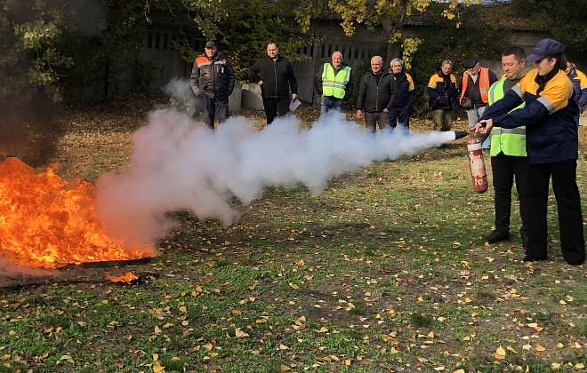 Газовики Дніпропетровської філії «Газмережі» вдосконалюють навички з пожежної безпеки та цивільного захисту