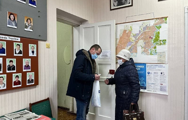 Юрий Симонов постоянно находится в контакте с ветеранскими организациями, знает потребности людей и всегда помогает (ВИДЕО)
